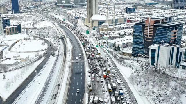Bakan duyurdu! İstanbul’daki tüm yollar trafiğe açıldı