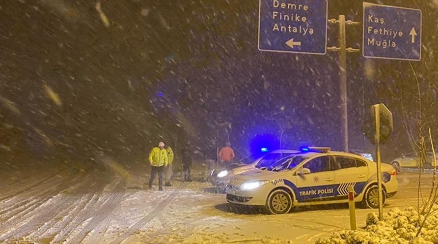 Son dakika! Çok sayıda ilde hamile ve engelli kamu görevlilerine idari izin