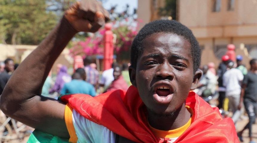 Burkina Faso'da darbe: Askerler neden Cumhurbaşkanı Kabore'yi devirdi?