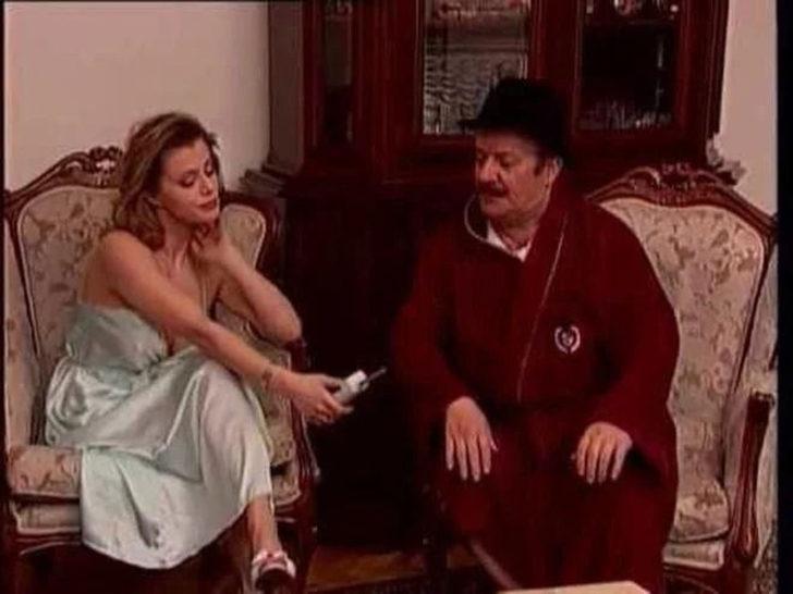 Tatlı Kaçıklar'ın Seksi Şempanze'siydi! Yıldız Kaplan zamana meydan okuyor G3