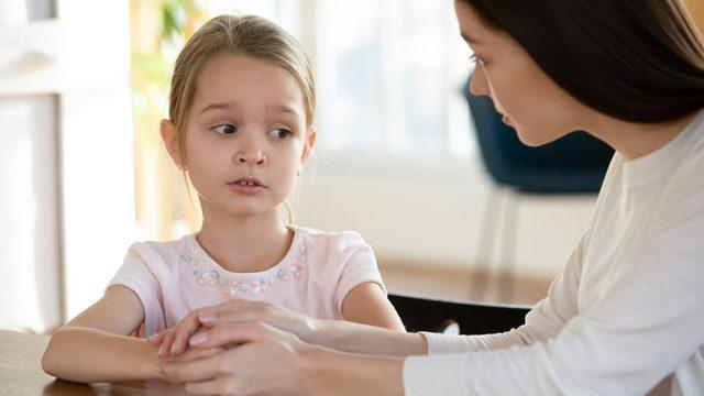 Kötü annelik babalık yoktur ama kötü ebeveynlik vardır! Çocuk yetiştirmede doğru bilinen yanlışlar