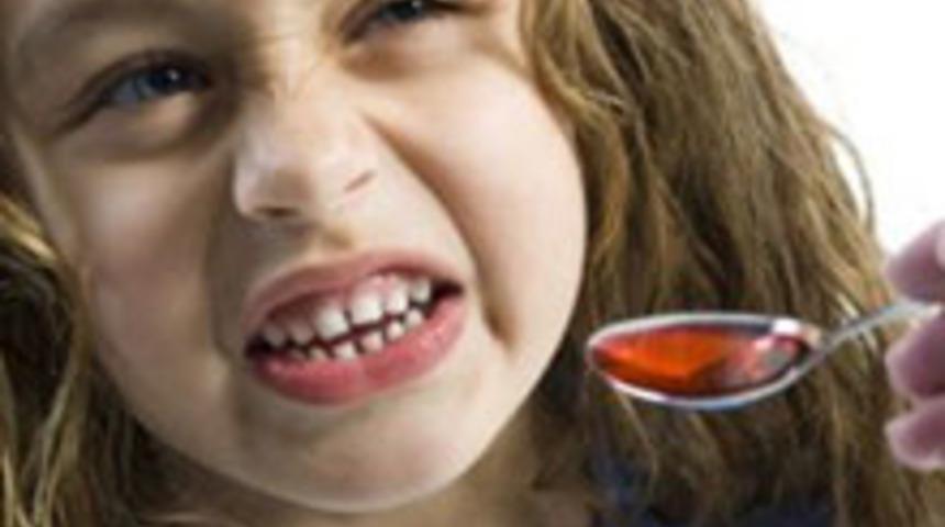 &Ccedil;ocuklarda İla&ccedil; Kullanımına Dikkat