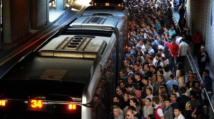 Metrob&uuml;s sapığının yaptıkları cezasız kalmadı!