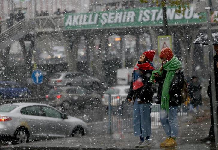 İstanbul Valisi açıklandı: İşte İstanbul'da karla mücadelede son durum