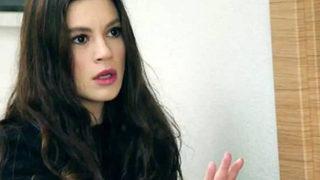 Yüsra Geyik spor pozlarını paylaştı! Ünlü oyuncu Ruh hastası dedi