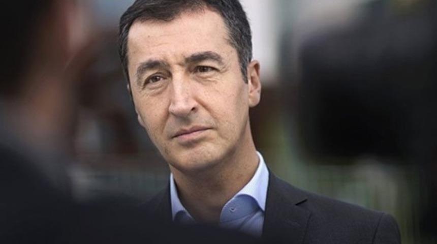 Cem &Ouml;zdemir&rsquo;den hemşehrilikten &ccedil;ıkartılma tepkisi