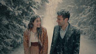 Aziz dizisi 11. yeni bölümden 2. fragman yayınlandı! Aziz ve Efnan'ın kar altında romantik anları!