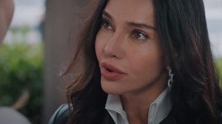 'Camdaki Kız'ın Cana'sı Hande Ataizi paylaştı! Popoyu sağlam tutmak adına...