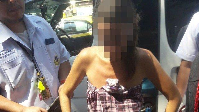 Sokakta çırılçıplak gezen kadın: Evde yaşamak istemiyorum