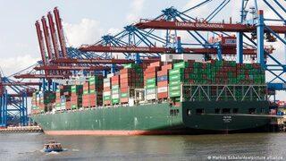 Alman ekonomisi son çeyrekte küçüldü