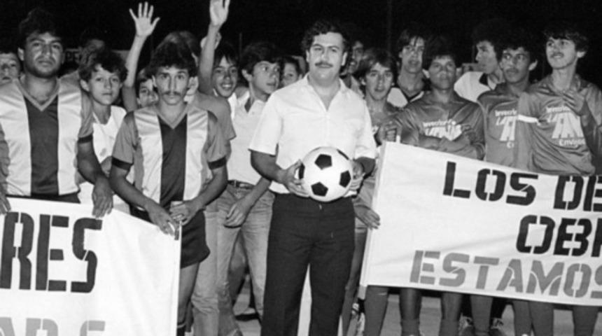 Darbe Komisyonu'ndan: FET&Ouml;, uyuşturucu baronu Pablo Escobar'ın &ouml;rg&uuml;t&uuml;n&uuml; &ouml;rnek alıyor