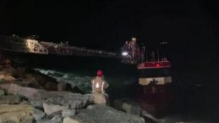 Son Dakika: Kadıköy'de balıkçı teknesi karaya oturdu! Çok sayıda ekip sevk edildi