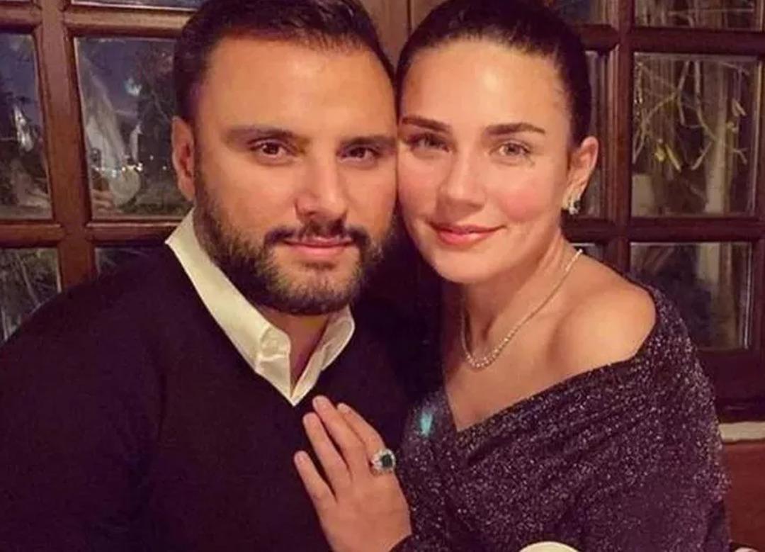 Alişan "En g&uuml;zel kayınvalide bende" demişti! Buse Varol'un annesi kendine hayran bıraktı