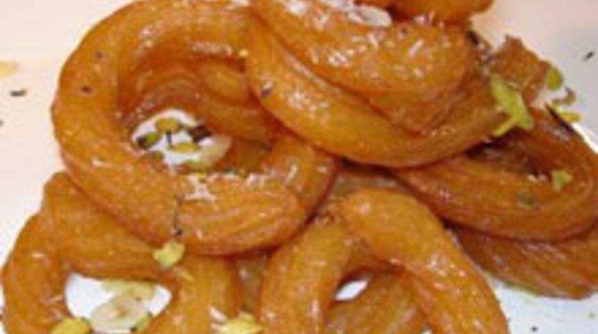 Bayramda Tatlılara Dikkat!