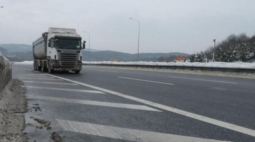 Son dakika: Yola çıkacaklar dikkat! Kar temizliği için TEM Otoyolu kapanacak