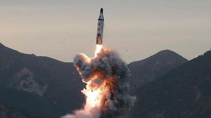 Kuzey Kore'den yeni füze denemesi! Yerel saatle 07.52'de fırlatıldı