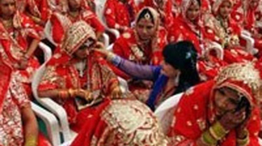 Hindistan'da toplu bekaret testi