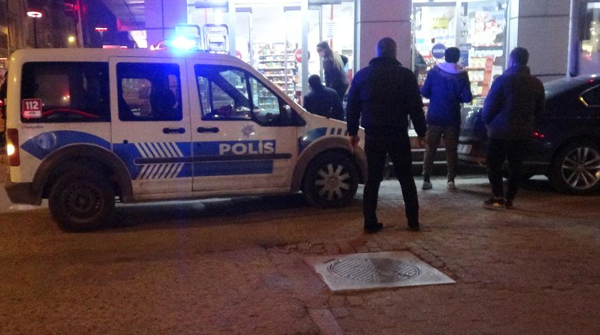 Son dakika: İşyerini baltayla basıp eski eşinin parmaklarını kopardı! Dehşet içinde izlediler