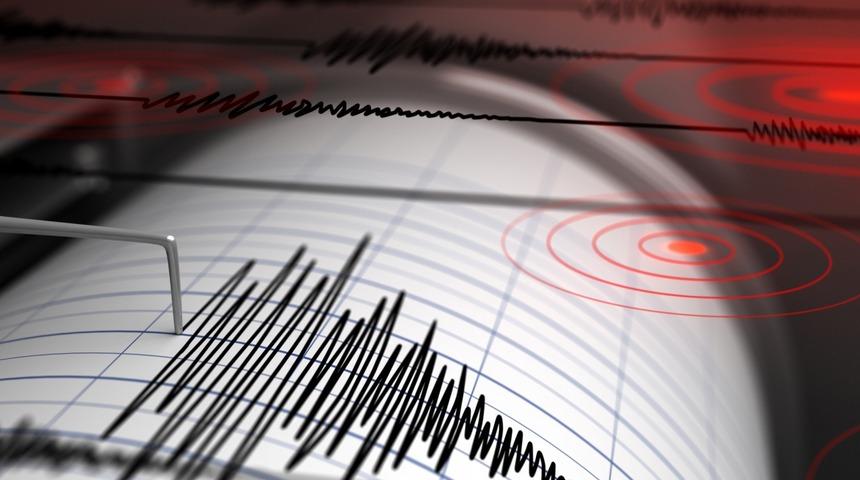 Son dakika: Bingöl'de gece yarısı korkutan deprem! Elazığ ve Erzurum'da da hissedildi (İlk açıklama geldi)