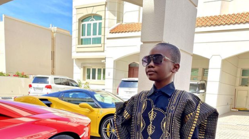 Sadece 9 yaşında! Afrika’nın en zengin çocuğu olarak bilinen Mompha Junior araba filosuyla şaşırttı