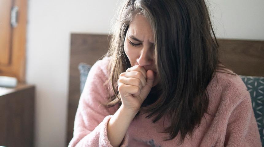 Uzmanı tarif verdi: Öksürüğe mucizevi çözüm! Şıp diye kesiyor