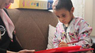 Pitbull saldırısına uğrayan Asiye Ateş eve döndü! İlk kez görüntülendi