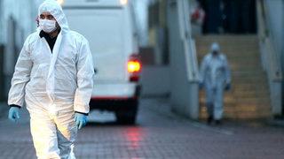 Koronavirüs günlük vaka sayılarında böylesi ilk kez oluyor! Bilim Kurulu üyesi Prof. Dr. Levent Akın uyardı: Türkiye tehdit altında