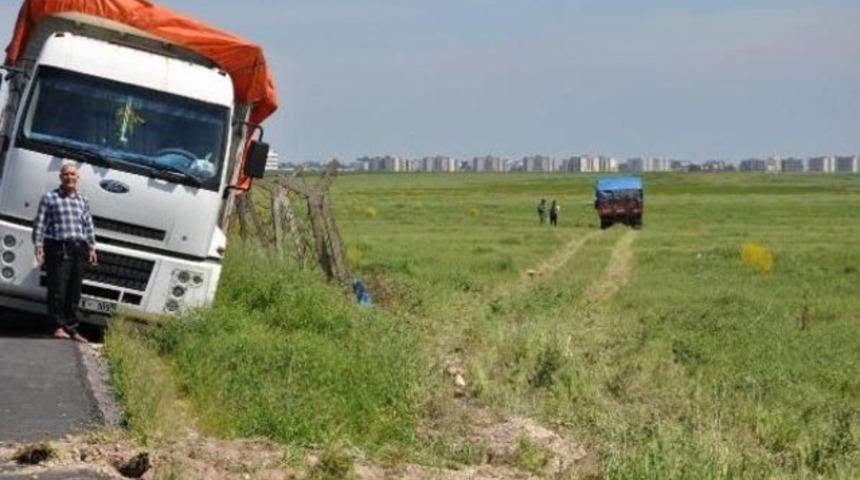 Dinamit lokumu yüklü kamyon mayınlı alana girdi