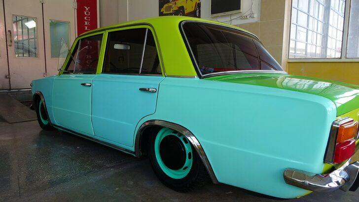 1976 model Murat 124'ü gören bir daha bakıyor! Herkes önünde fotoğraf çektiriyor G3