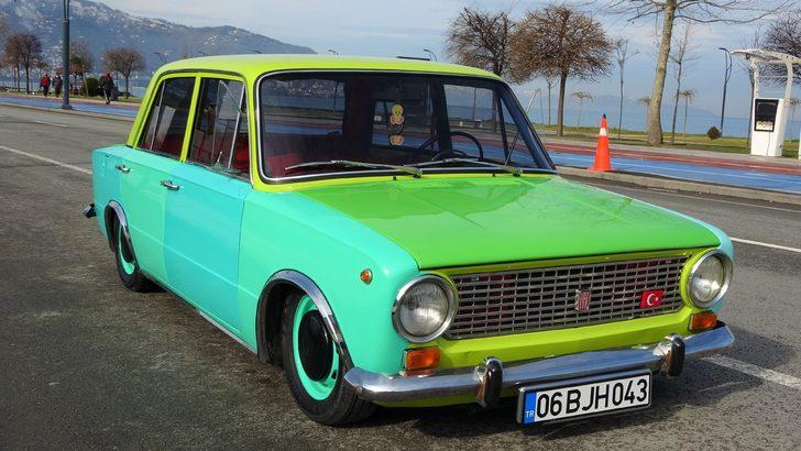 1976 model Murat 124'ü gören bir daha bakıyor! Herkes önünde fotoğraf çektiriyor G4