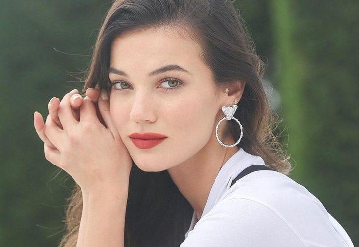 Huri Deniz, kız kardeşi Pınar Deniz'le pozunu paylaştı! ''Mardinli güzel''