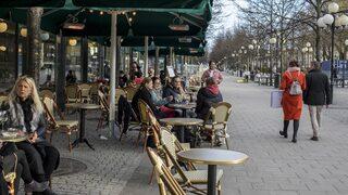 Norveç koronavirüs kısıtlamalarını kaldırıyor! Evden çalışma sona erecek