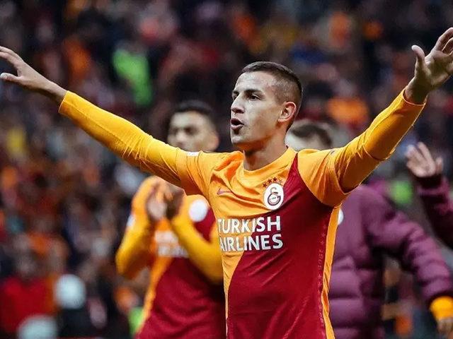 Son dakika Galatasaray haberleri: Galatasaray'da kriz çıktı! Burak Elmas, Marsilya'ya giden Bartuğ Elmaz'ı kadro dışı bıraktı