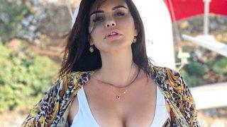 Ünlü şarkıcı Ebru Polat gelen zamlara isyan etti! ''Çok saçma oldu her şey!''