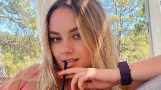 Enes Batur'un eski aşkı fenomen Başak Karahan derin göğüs dekolteli pozuyla beğeni topladı!