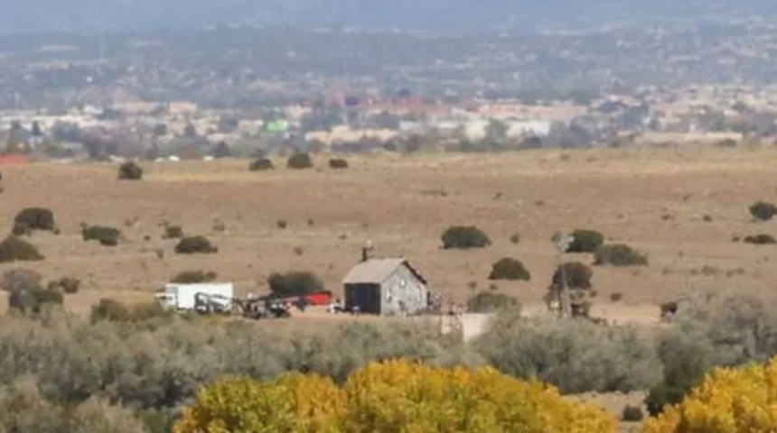Eve giren herkesi şaşırttı! Banyo yaptı, yemek yedi, ev sahiplerinden özür dileyip para verdi