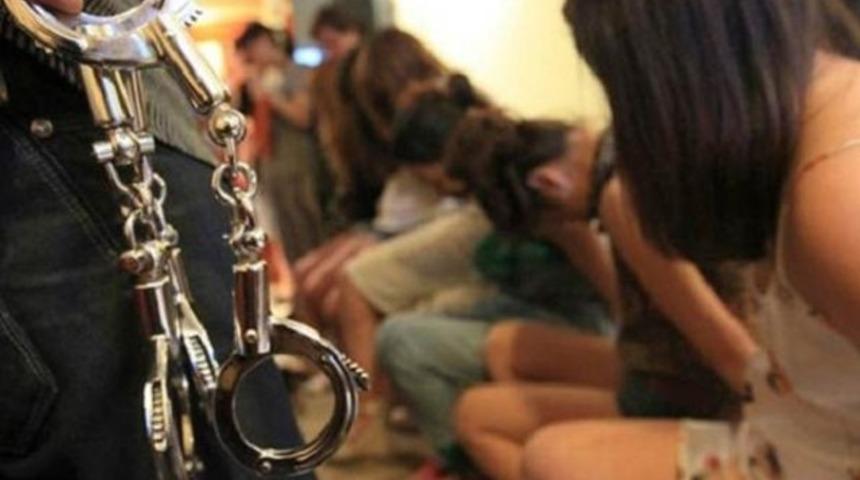 O kocalarınız kadınları seks kölesi yaparken neredeydiniz