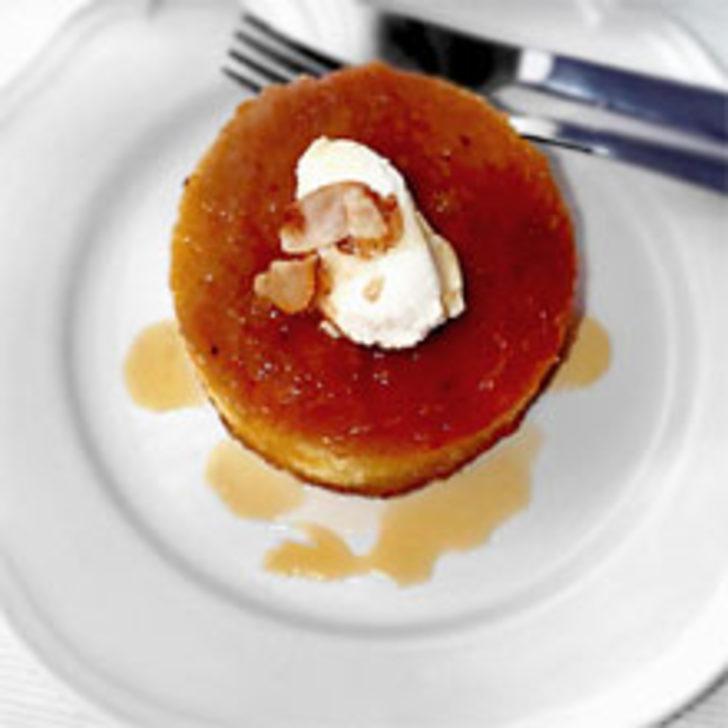 Şeftali Soslu Revani