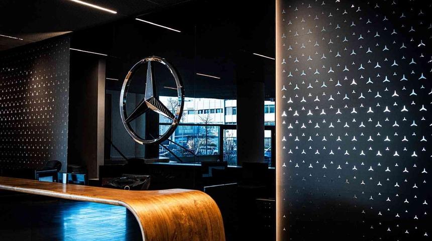 Otomotiv devinde yeni dönem! Daimler AG adını değiştiriyor
