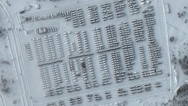 Son dakika: Savaşın ayak sesleri... Uydu görüntülerine yansıdı! Sınıra sadece birkaç kilometre uzaklıktalar