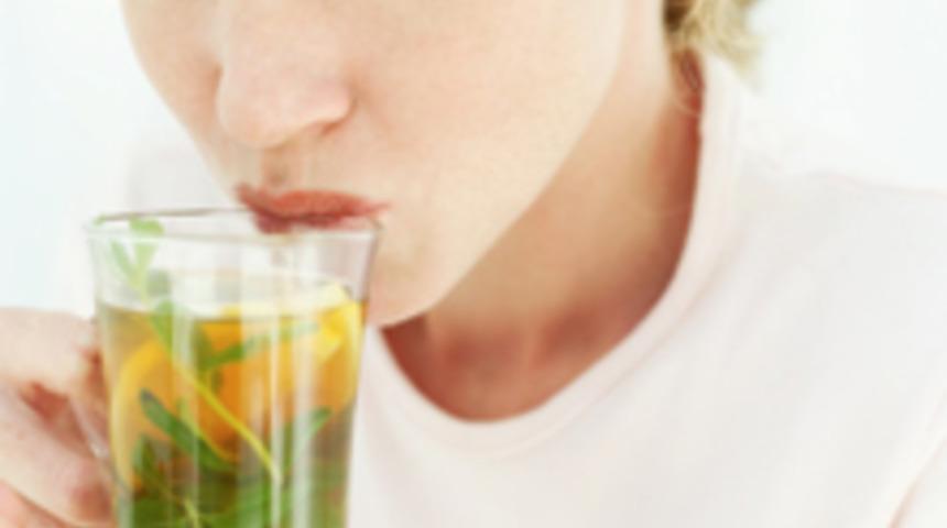 Yeşil &Ccedil;ayın Bilinmeyen 7 Faydası