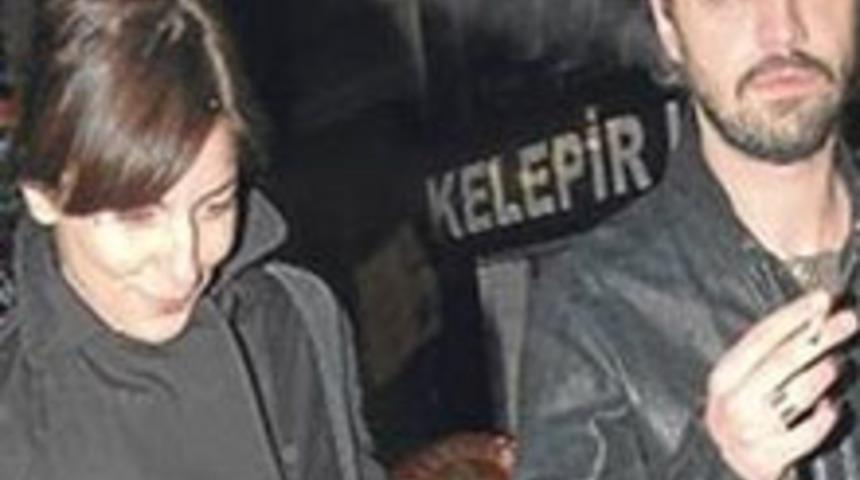 Dizi Bitti Aşk S&uuml;r&uuml;yor