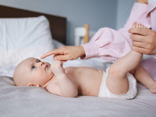 Bebeğinizin cildini hiç üzmeyecek ve koruyacak en iyi bebek bezleri