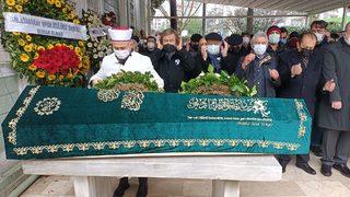 Erol Evgin ağabeyi Arif Hikmet Evgin'i son yolculuğuna uğurladı: Yarı babaydı benim için