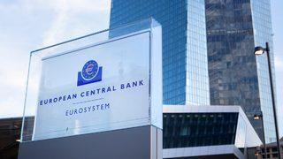 İki merkez bankası iki karar! Avrupa ve İngiltere MB faizlerde...