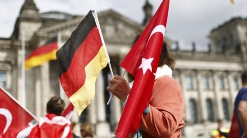 Almanya'dan son dakika T&uuml;rkiye kararı: Berlin B&uuml;y&uuml;kel&ccedil;isini Dışişleri'ne &ccedil;ağırdı