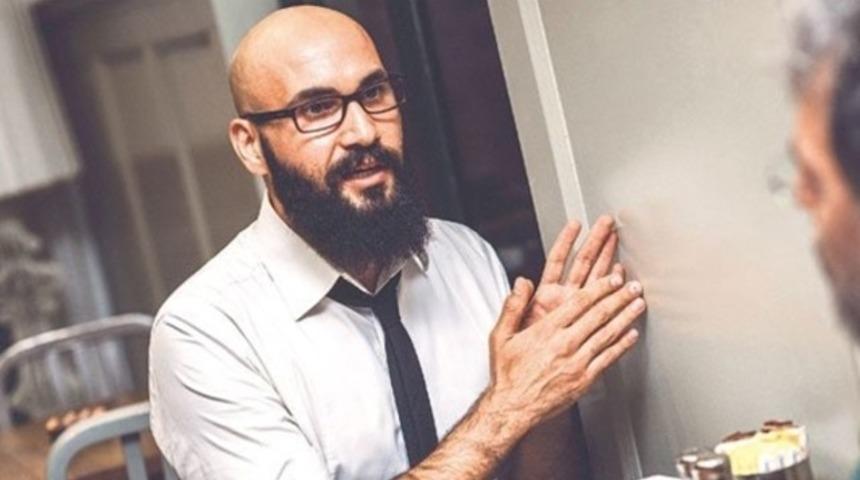 "T&uuml;rkiye dinden uzaklaşıyor" diyen akademisyen: Ateist arkadaşım 'Allahu Ekber' diye bağırıyor