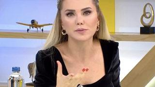 Ece Erken camii çıkışı yürümekte zorlandı! O isim yine yalnız bırakmadı