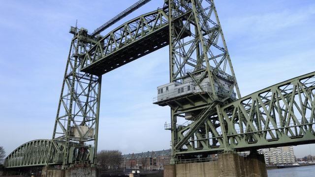 Yok artık! Jeff Bezos'un süper yatı geçsin diye tarihi köprüyü sökecekler