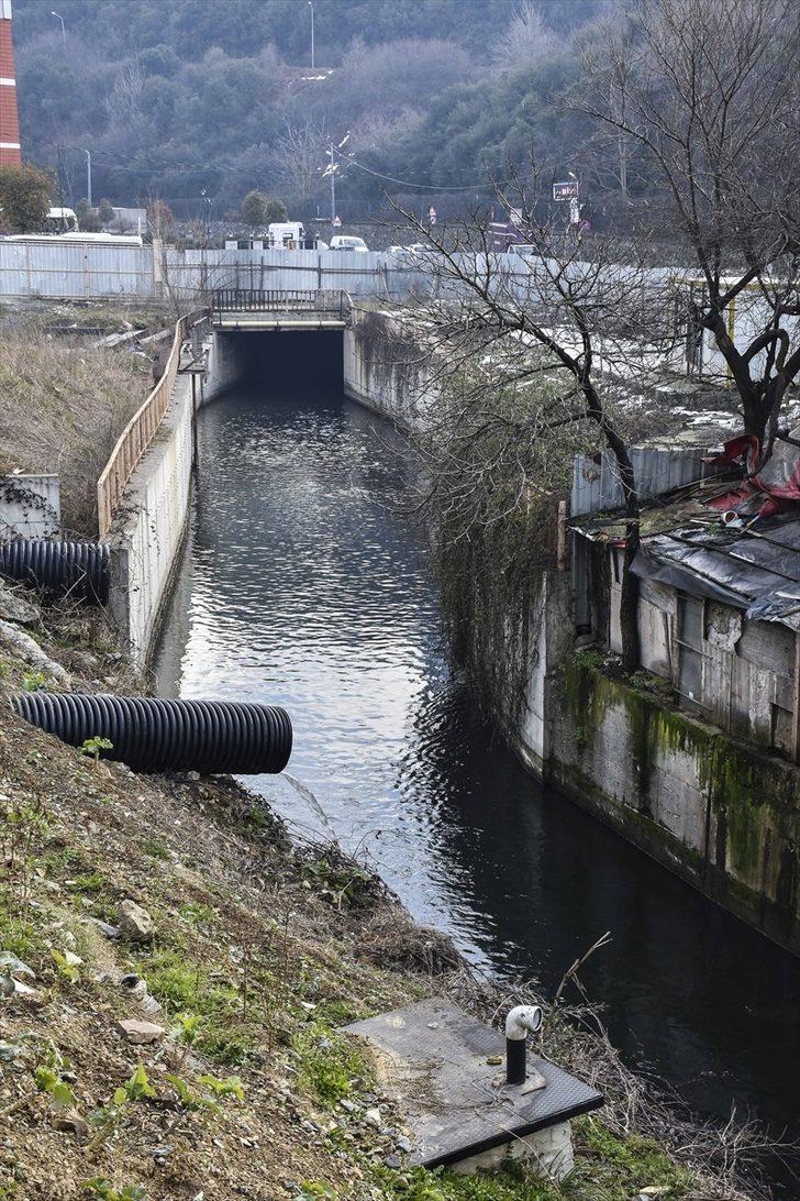 Lağım suyu 3 yıldır mahalleye akıyor G3
